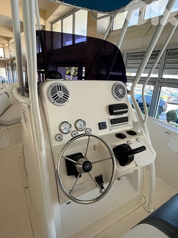 Boat Proline 23 Sport year 2007 $42,000 7
