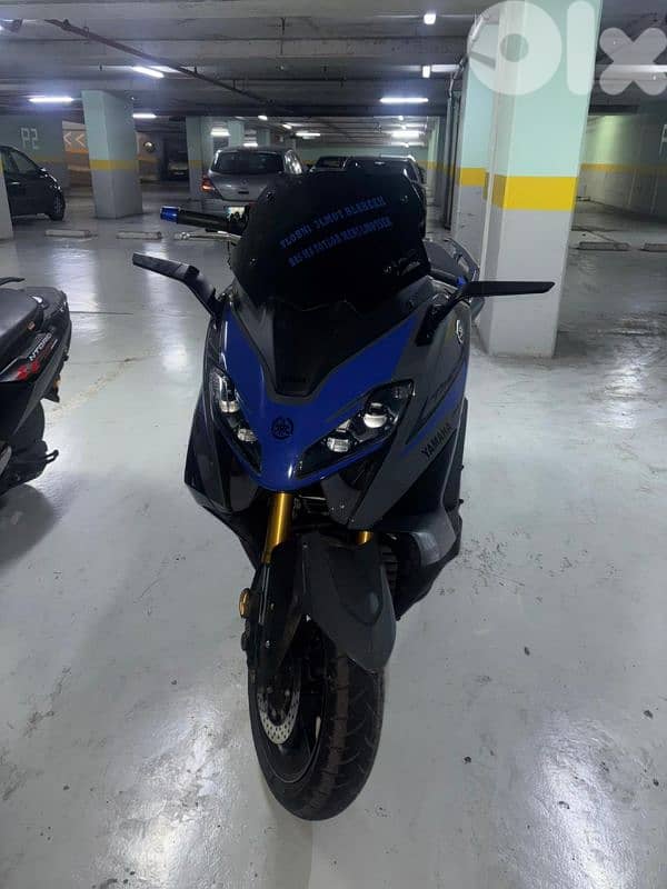 Yamaha Tmax 1