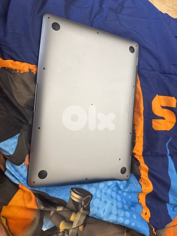 MACBOOK AIR M1 USED LIKE NEW 2