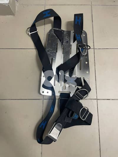 HALCYON - Metal Back Plate with Straps