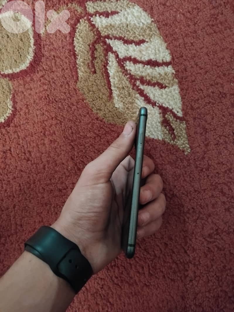 الجهاز نضيف كتير من برا وكل شي شغال (شاشة،بطارية،كاميرا) 3