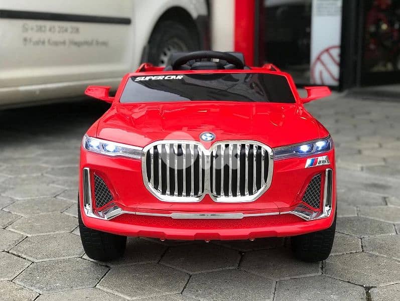 Red BMW X7 2 seat V12 6