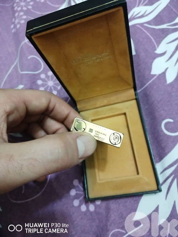 s. t dupon lighter gold plated 1