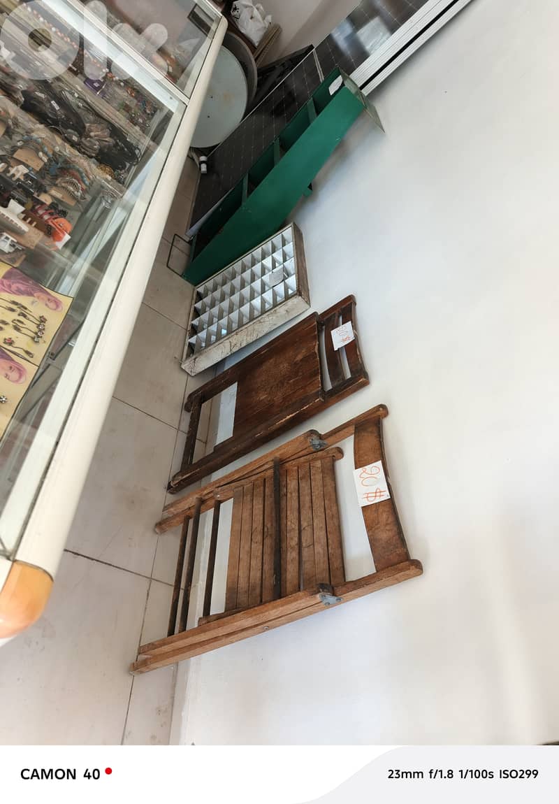Cause départ je vends tout rien doit rester dans le magasin le vidé 11