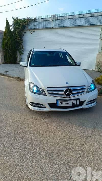 Mercedes-Benz C-Class 2012 c250