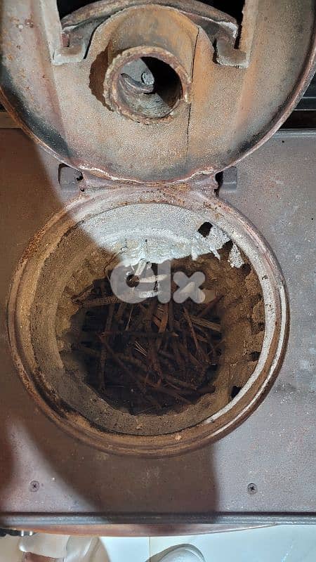 Stove with Fire Stone and 2 ovens, Fireplace, ستوف، صوبيا 3
