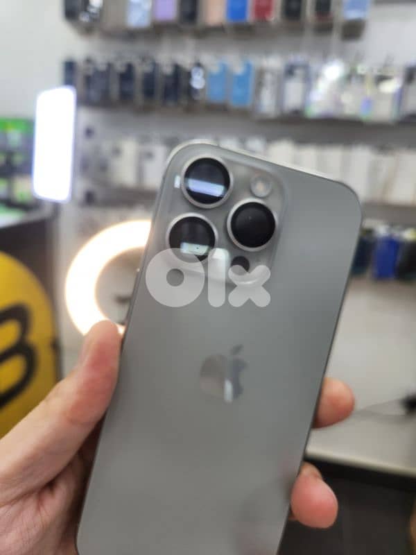 16 PRO 256GB 4