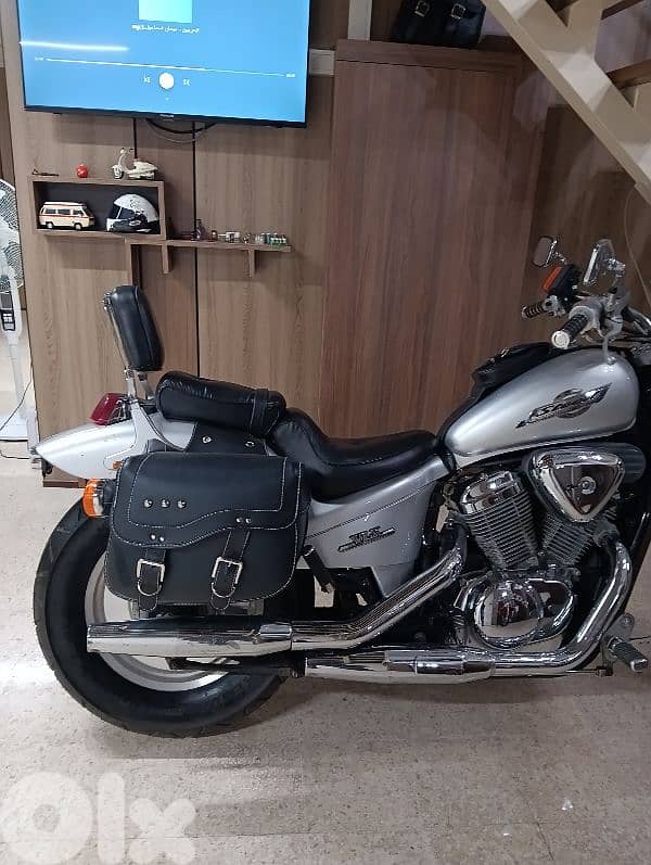 Honda steed 400cc 16700klm on odo 7
