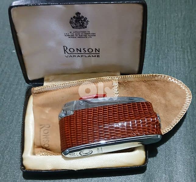 vintage Ronson Lighter 1
