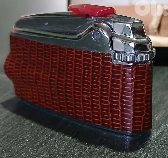vintage Ronson Lighter 4