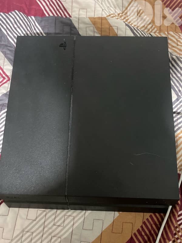 ps4 with original controllers,used headset,original charger. cod ww2, 0
