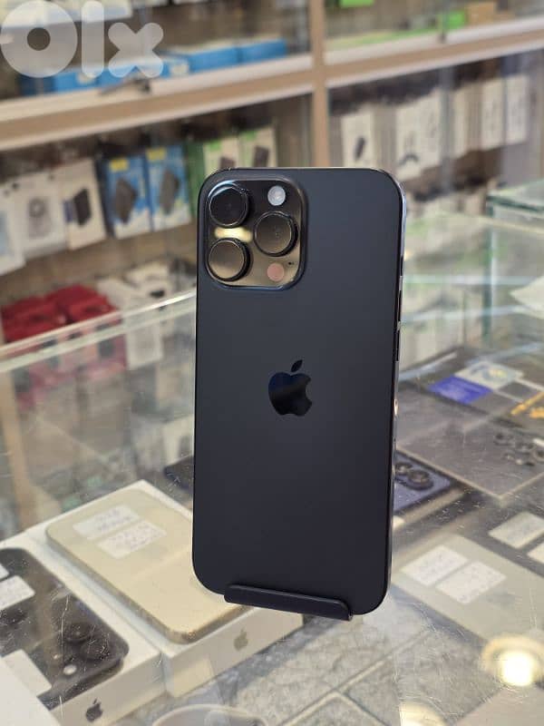 Used 16 pro max 512 gb black titanium 0