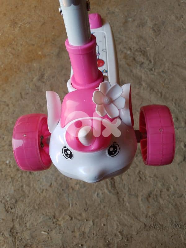Unicorn scooter with light and music 2