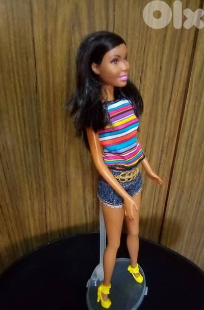 NIKKI/ Barbie Mattel years2000s As new bend legs wearing+Shoes=25$