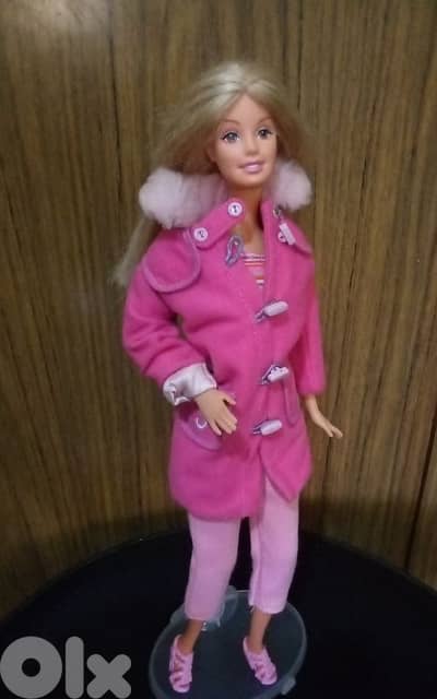 Barbie Mattel Rare As new doll Bend legs+brand tag Outfit+Shoes+Coat