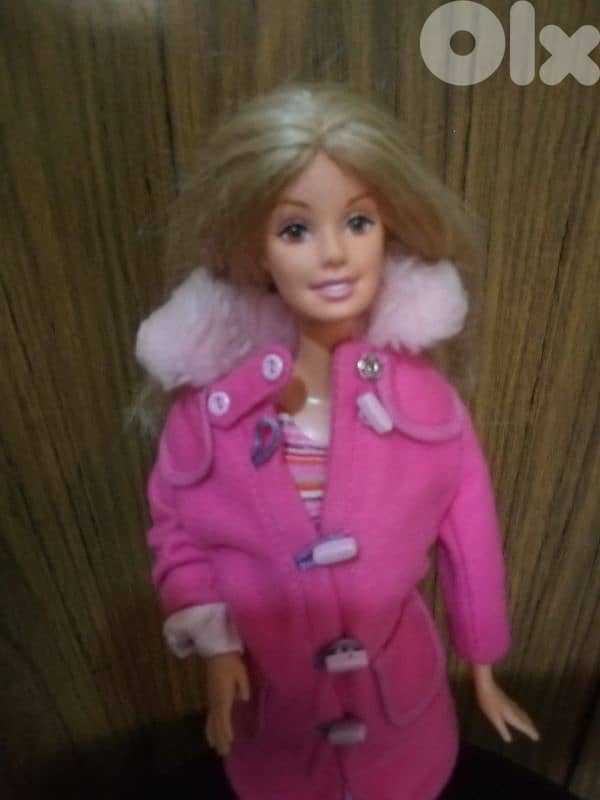 Barbie Mattel Rare As new doll Bend legs+brand tag Outfit+Shoes+Coat 3