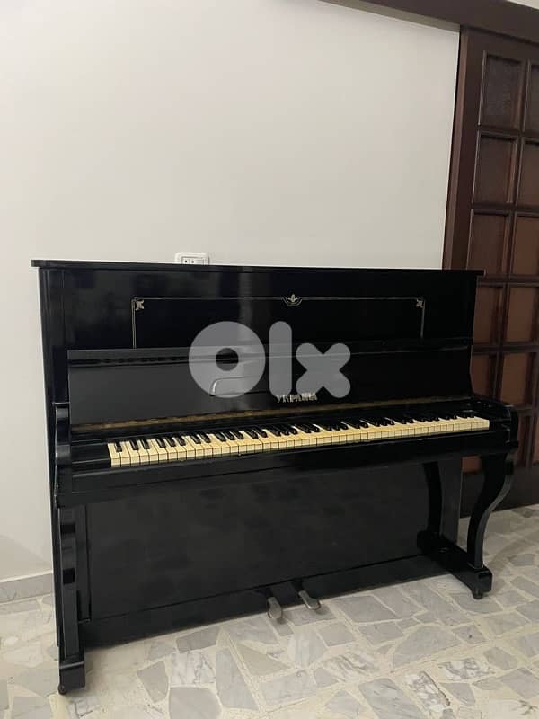 YKPAIHA Upright Piano – Black – Good Condition 1