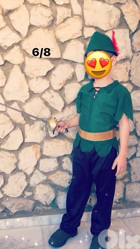 للبيع تياب  للبربارة  Halloween custome vampire , peter pen 2