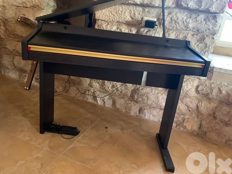 MLS-9939 Mini-Grand Digital Piano 1