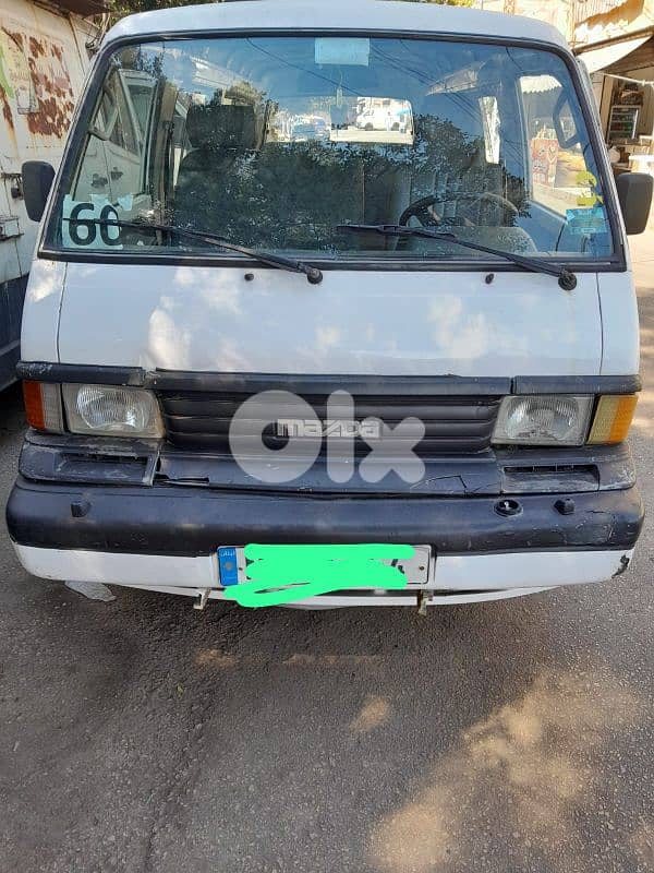 فان مازدا E2000 0