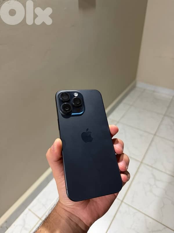 iPhone 15 Pro Max 256 GB 1