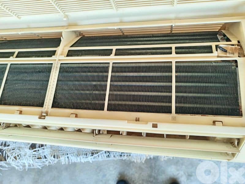 مكيف  للبيع كبير  شغال قياس 12 air conditioner 2