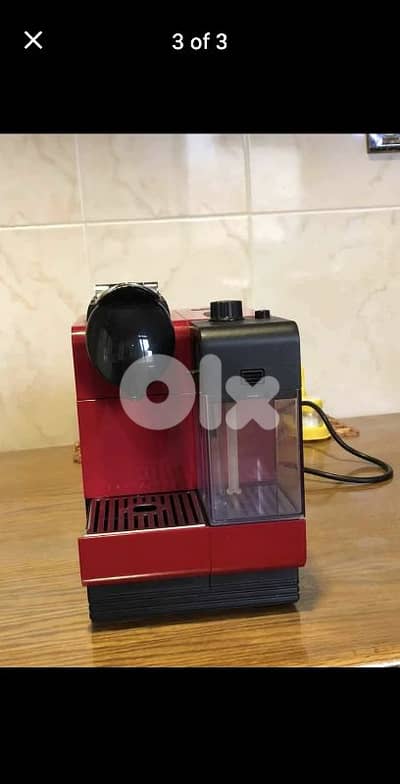 Nespresso Coffee Maker (genuine) مكنة قهوة وكابوتشينو نسبريسو الاصلية
