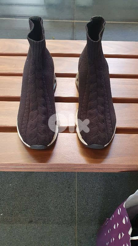 A s h    number 36  original like new 8 $ beyrout ashrafiye 03723895 0
