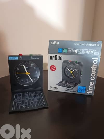 vintage clock BRAUN