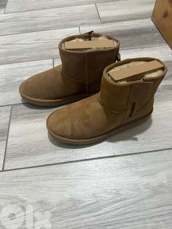 Ugg boots 9