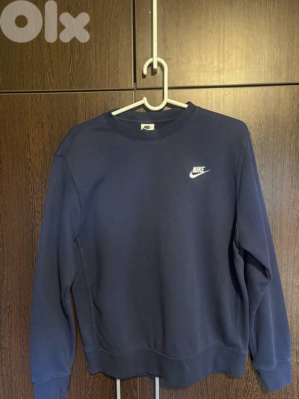 nike sweater size M 0