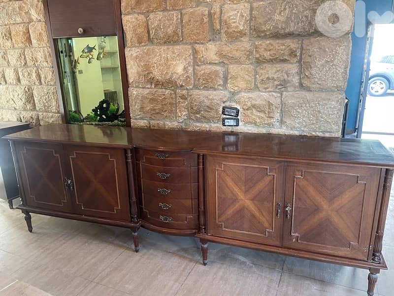 Dining room dresser 0