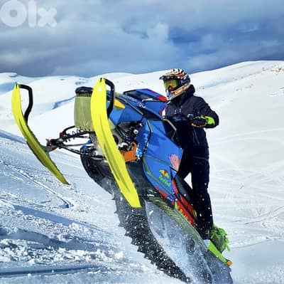 Skidoo snowmonile Bombardier can-am Freeride  for sale