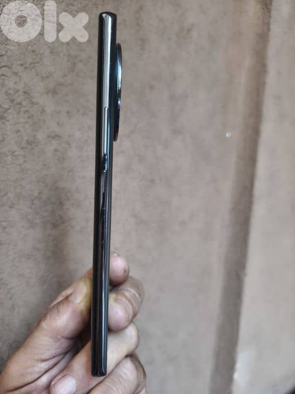 tecno camon 30s pro 256G 100MP Sony camera  6 months warranty stc 7