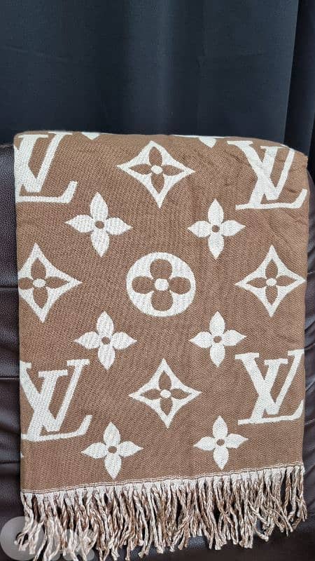 Louis vuitton and Dior scarves 3