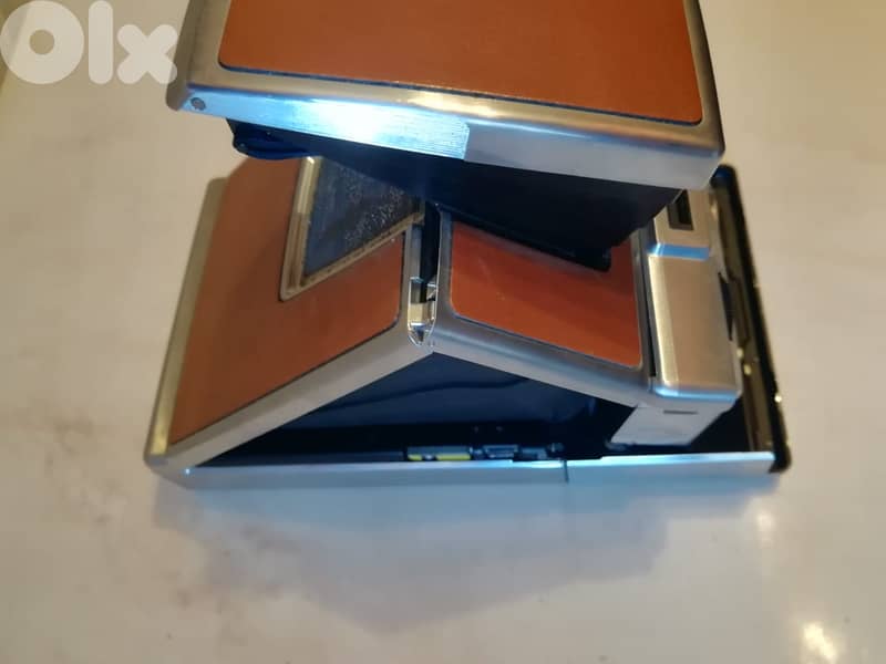 polaroid sx70 vintage camera 3