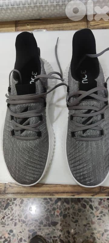 sport shoes 5
