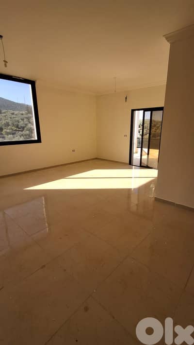 Apartment for sale in Bziza - شقة للبيع في بزيزا