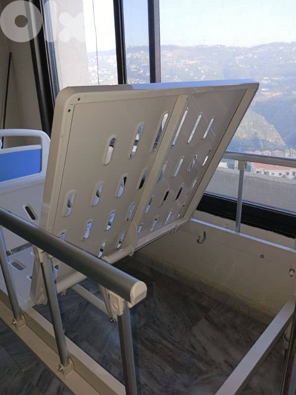 Medical bed for sale 9