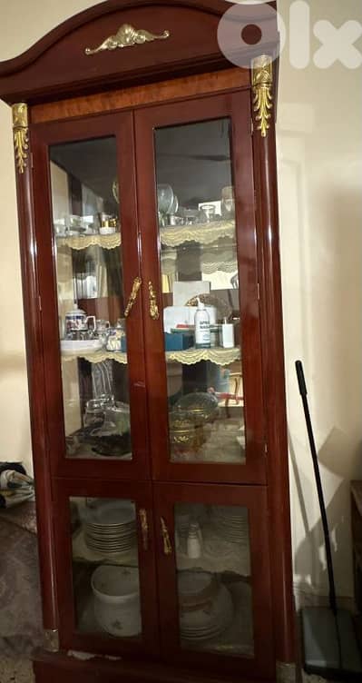 vitrine antique