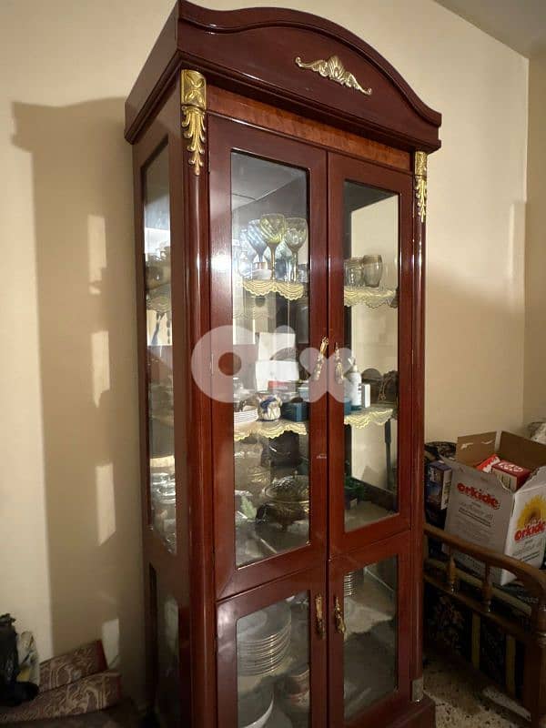 vitrine antique 1