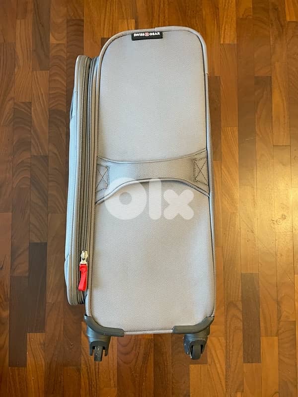 Swissgear Carry-On 1