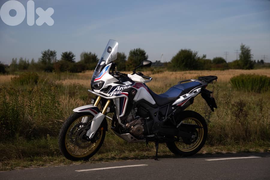 LOW Miles. Manual shift. Loaded & Very Clean 2017 Africa Twin 1000cc 0