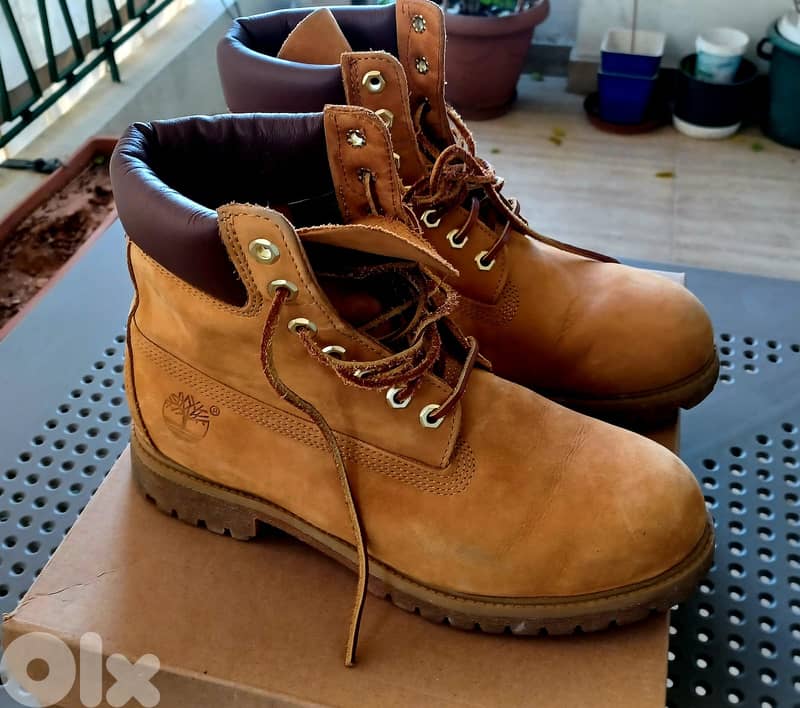 Timberland 6-Inch Premium Boots – Light Brown – Size 43 (Authentic) 0