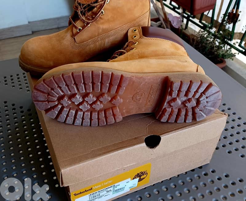 Timberland 6-Inch Premium Boots – Light Brown – Size 43 (Authentic) 3