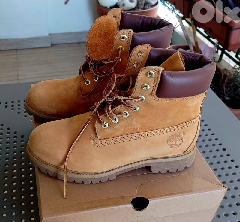 Timberland 6-Inch Premium Boots – Light Brown – Size 43 (Authentic) 4