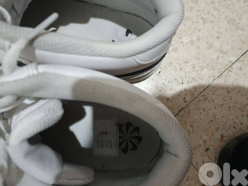Nike Court Vision 5