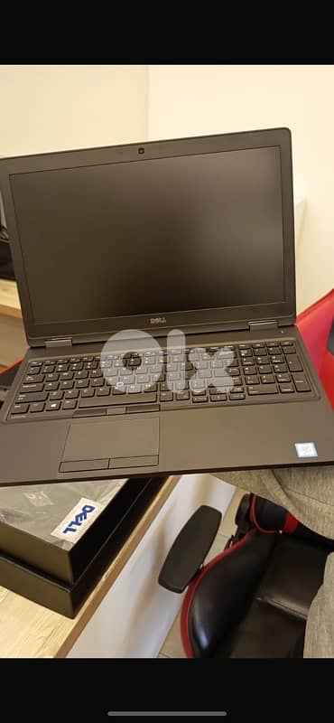 laptop dell needs battery ( works when on charger) 0