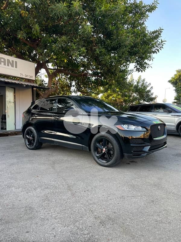 Jaguar F-Pace 2018 0