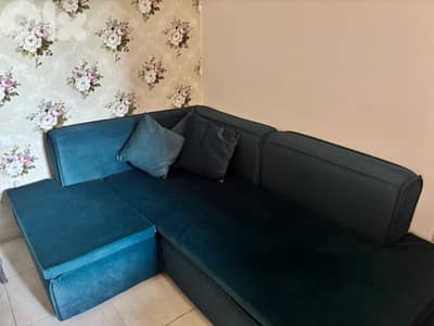 L-angle couch